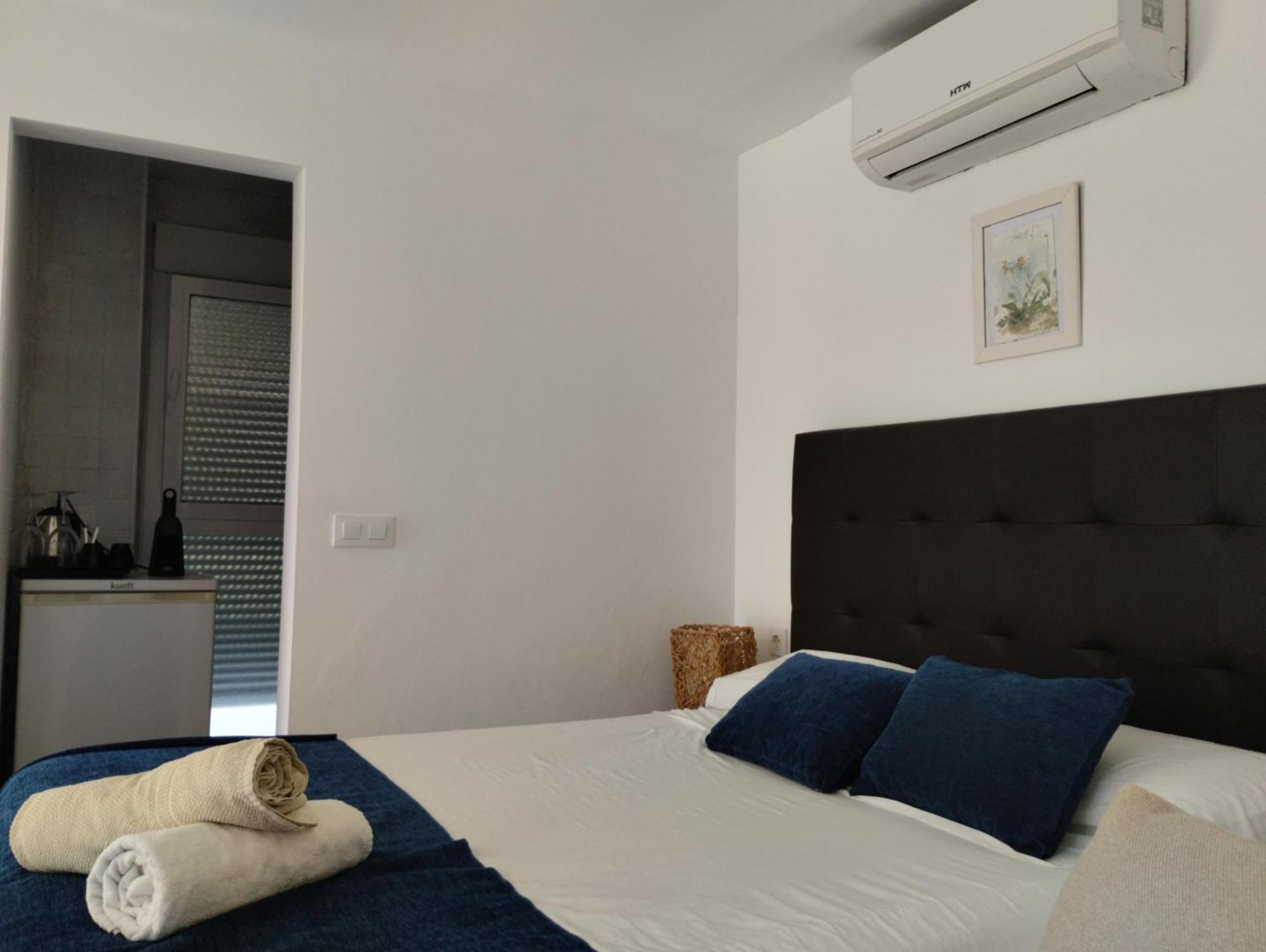 Apartamentos Y Habitaciones Kai Marbella (Adults Only) Bilik gambar